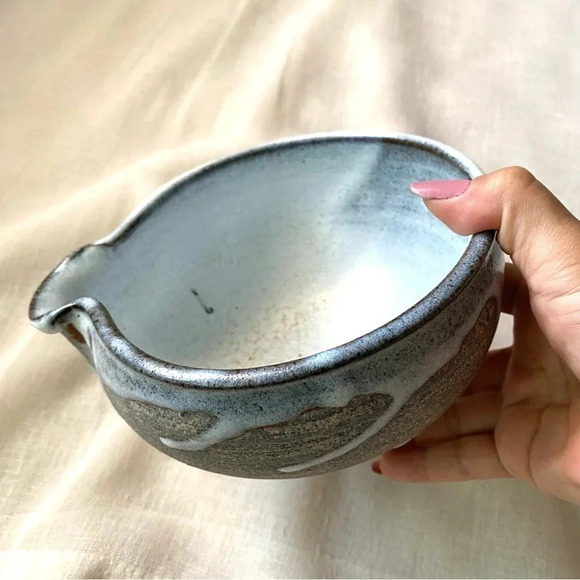 Vintage Glazed Stoneware Mixing Bowl - Picture 13 of 16